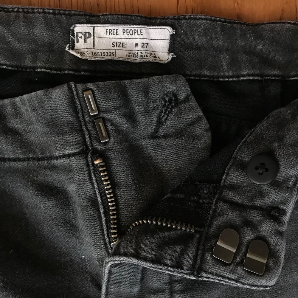 FREE PEOPLE skinny jeans mid waist