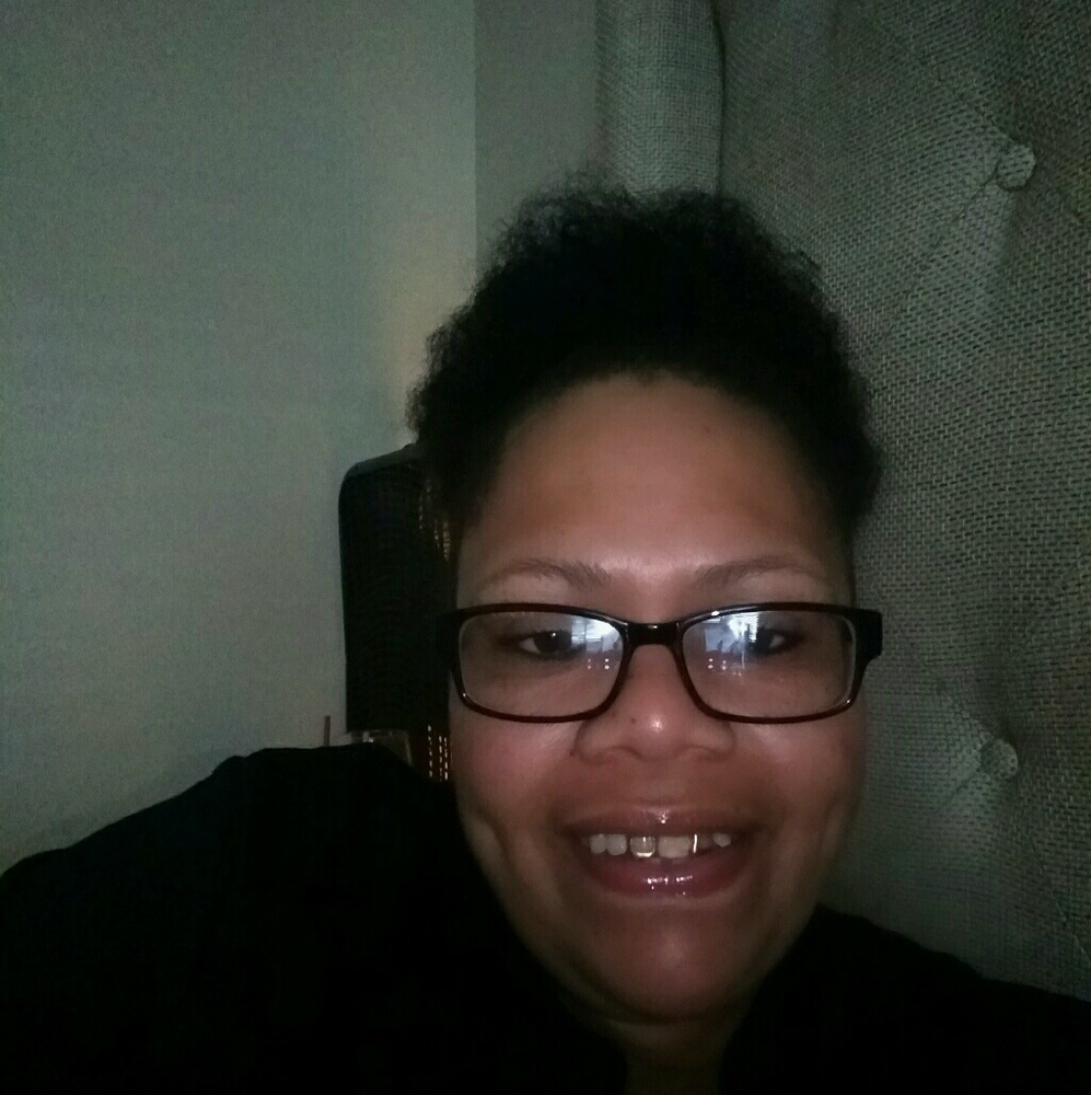 Meet your Posher, Monique