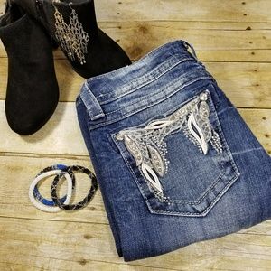 💻CYBER SALE!🎄MISS ME JEANS W/ LACE DETAIL