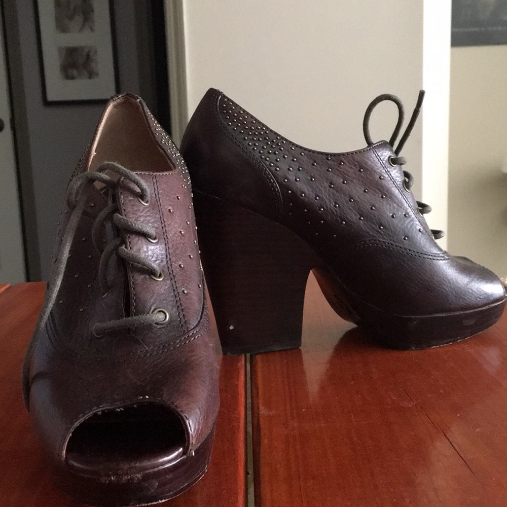 Frye wedge shoe