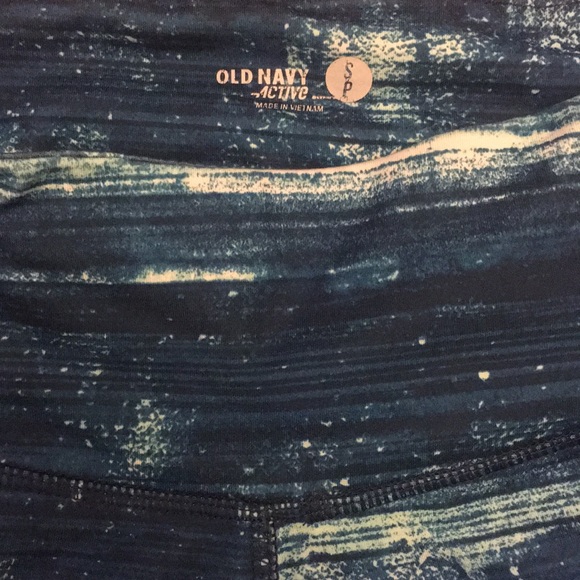 Old navy workout leggings - Picture 2 of 2