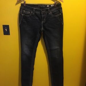 Like new miss me jeans