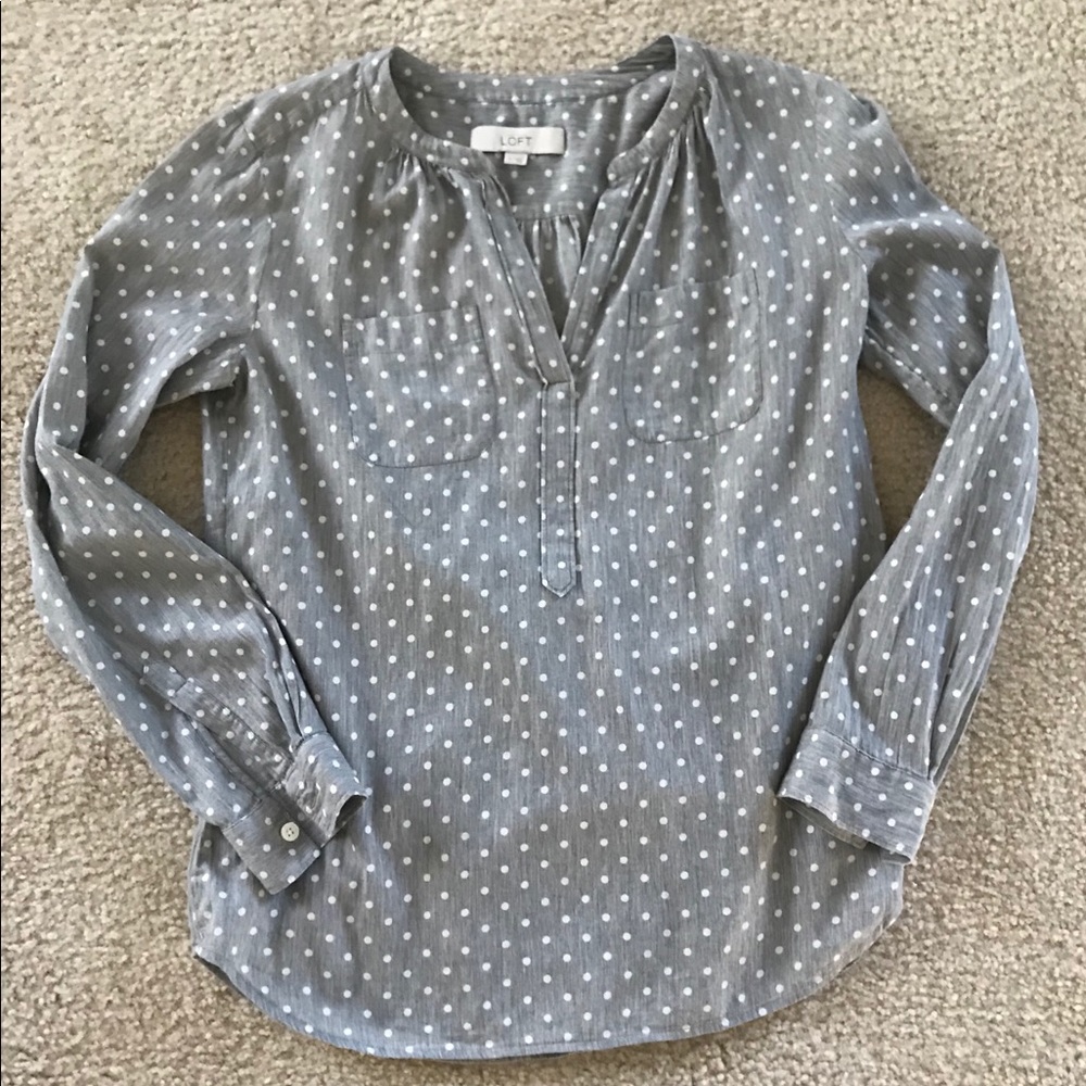 LOFT Polka Dot Gray and White  Popover Top.
