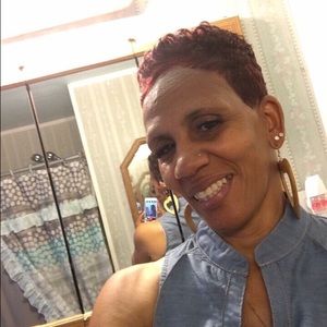 Meet your Posher, Alvera