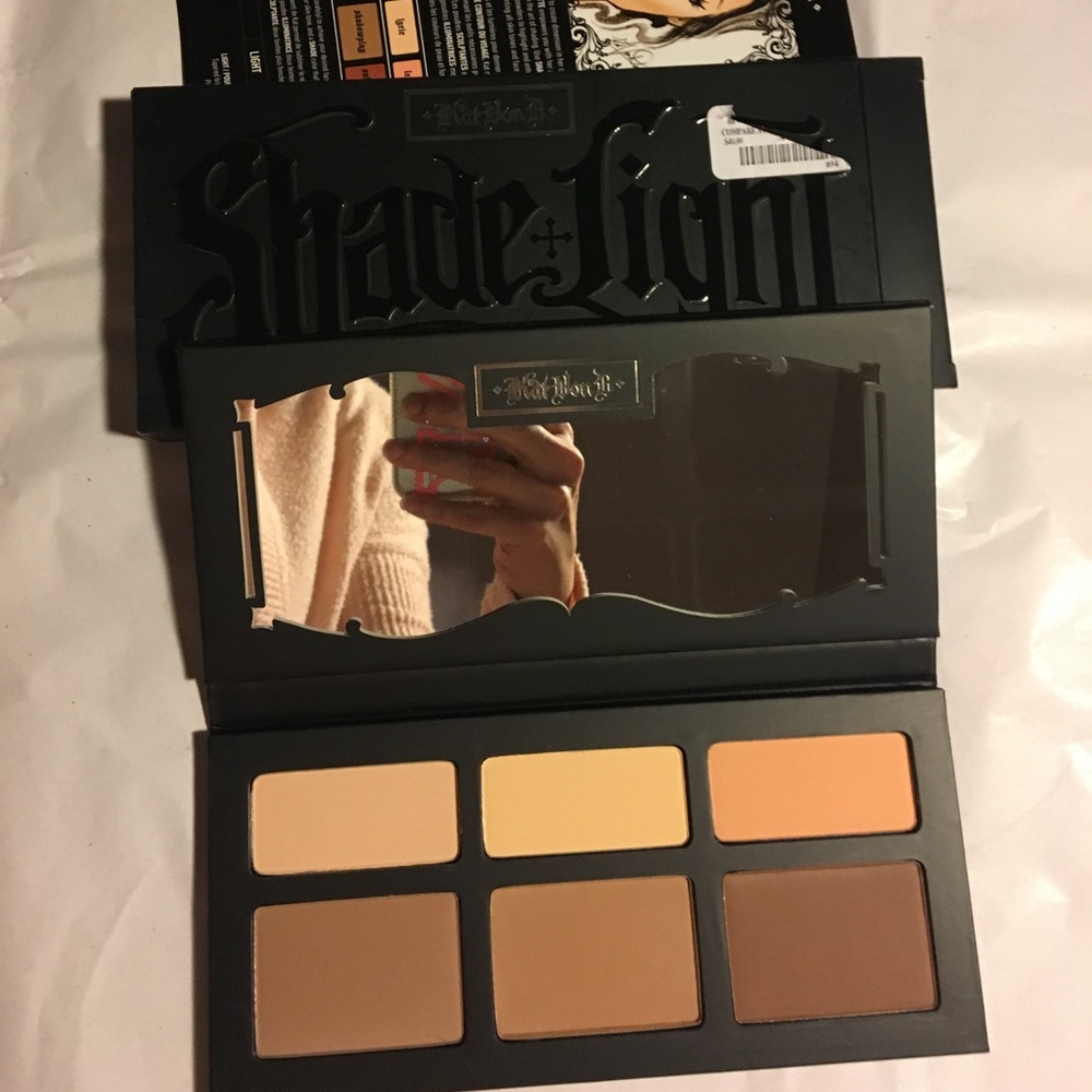 BNIB Kat Von D Shade + Light Contour Palette