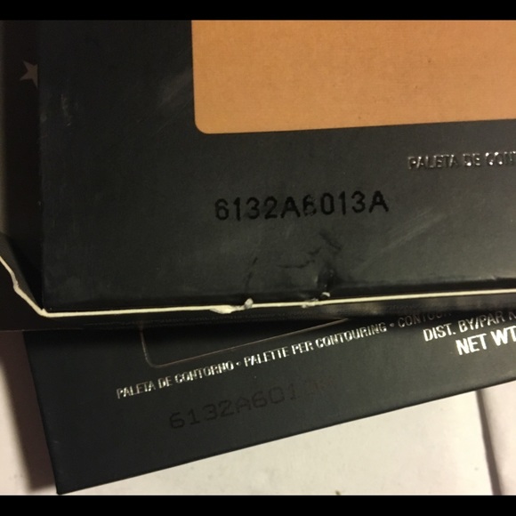 BNIB Kat Von D Shade + Light Contour Palette - Picture 2 of 4