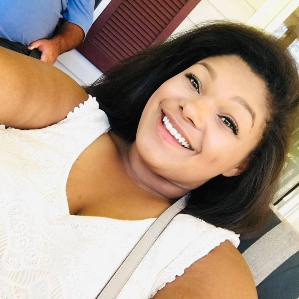 Meet your Posher, Whitney