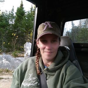 Meet your Posher, Joni