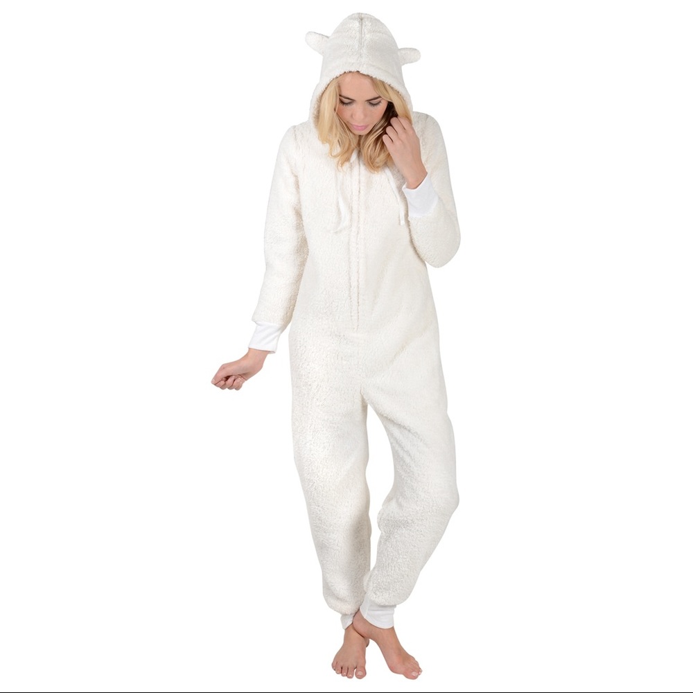 Boohoo Super Soft Bear Onesie