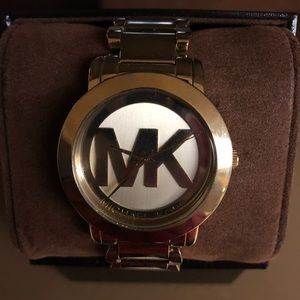 Michael Kors Watch !