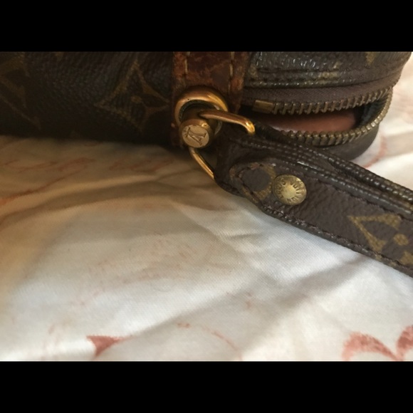 ✅SOLD ✅ Authentic Louis Vuitton Marly - Picture 3 of 7