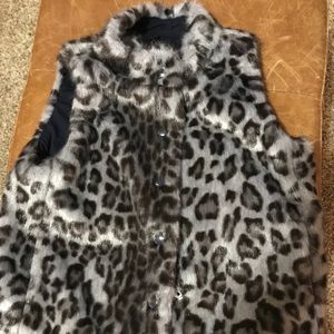 Girls Crewcut Vest. Sz 8