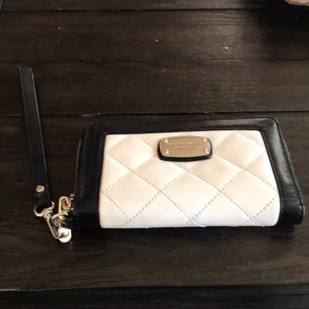 Authentic Michael Kors wristlet wallet