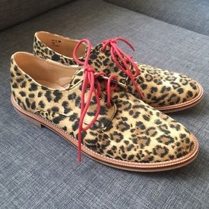Cathy Jean leopard oxfords size 9 *NEVER WORN*