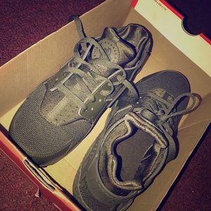 Olive Green Huraches