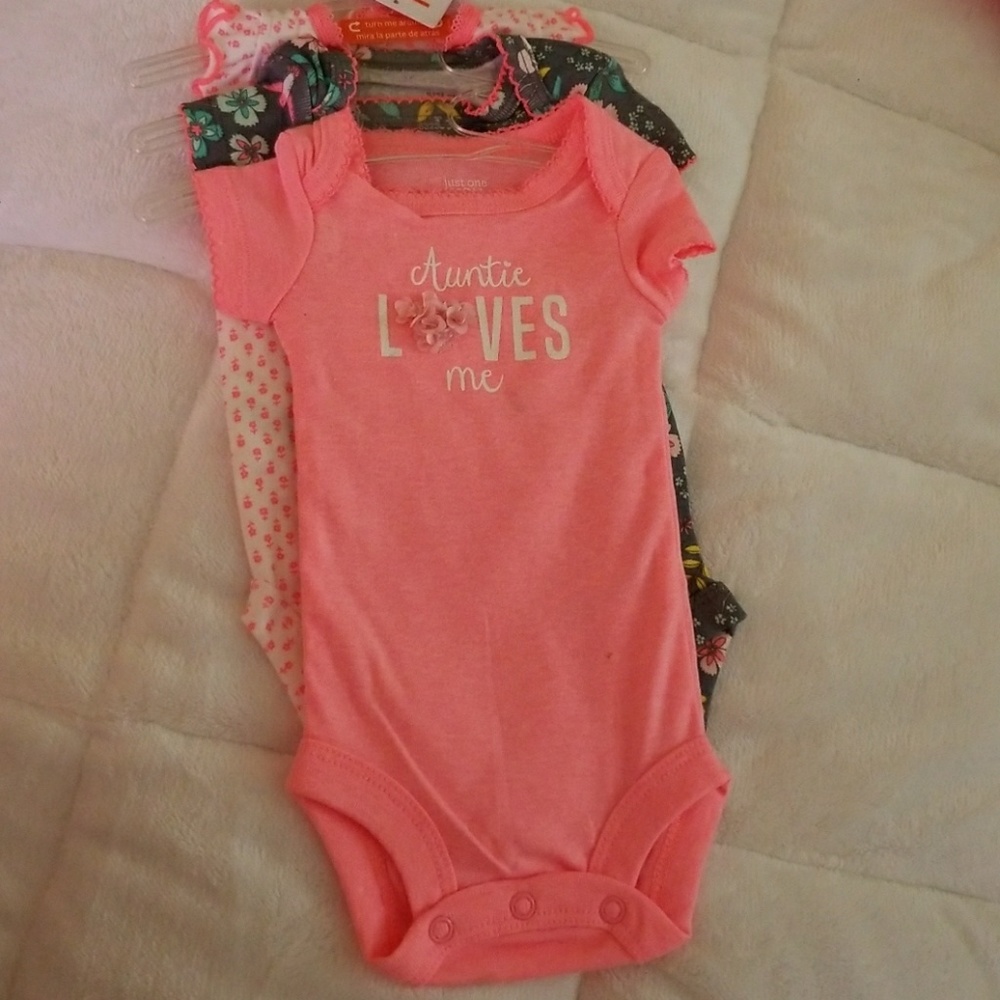 BABY GIRLS 3 BODYSUITS SIZE NEWBORN,NEW WITH TAGS