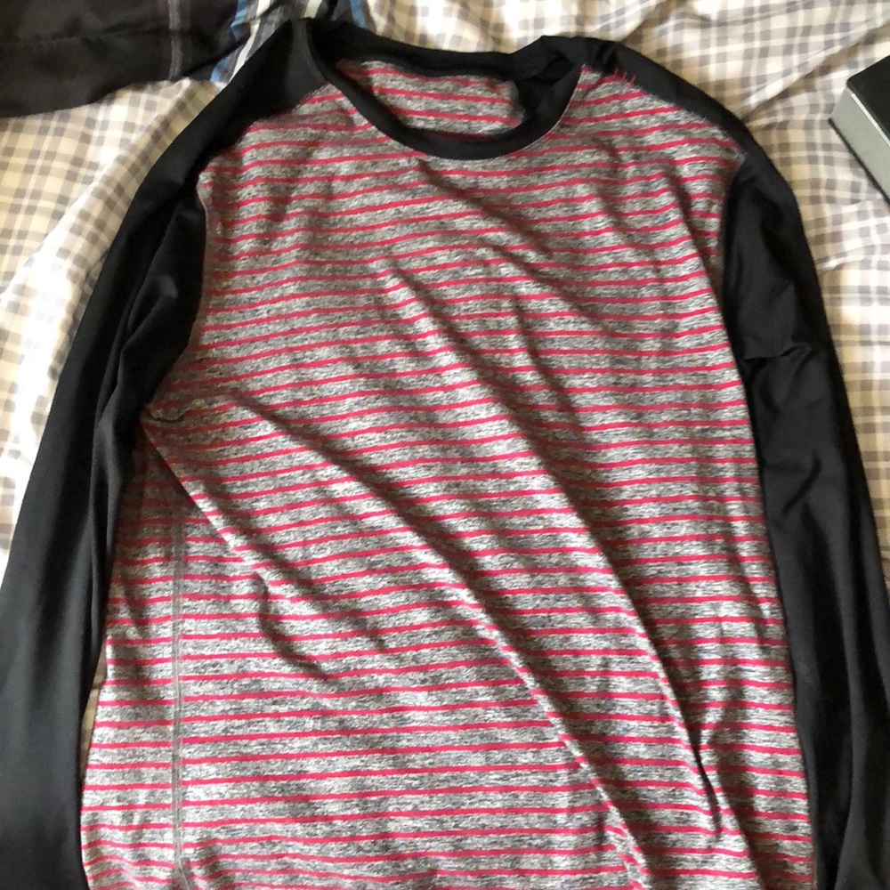 Men’s lululemon long sleeve