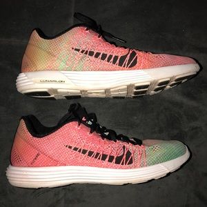 Nike flyknit lunar run