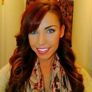 Meet your Posher, Diana