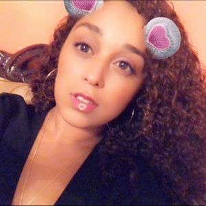 Meet your Posher, Kiara