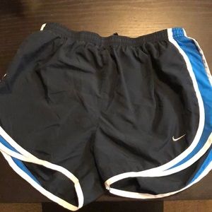 Running shorts