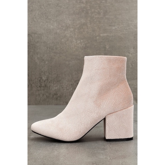 Shoes - NIB Blush Velvet Booties