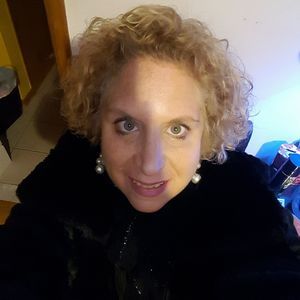 Meet your Posher, Donna