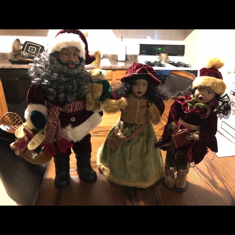 Christmas Carolers