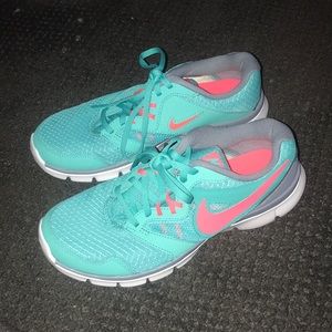 Nike flex experience rn 3