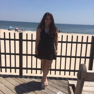 Meet your Posher, Monica