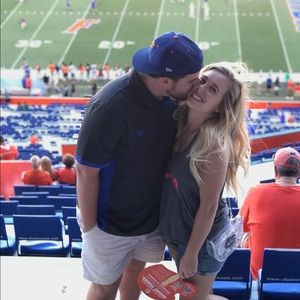 Meet your Posher, Dj