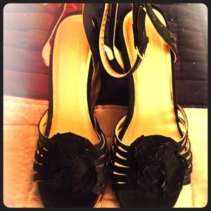 Great little Party Dress and black suede wedges