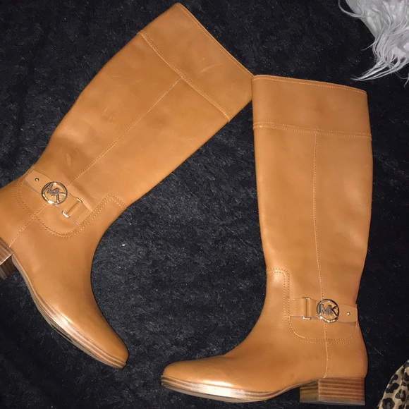 Brand new Michael Kors riding boots - Picture 1 of 3