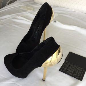 Giuseppe Zanotti stiletto pump (black)