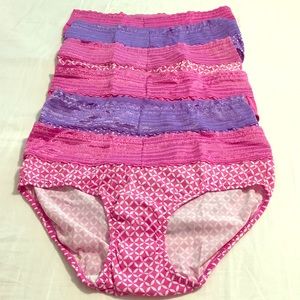 Six pairs of Warners hipster panties