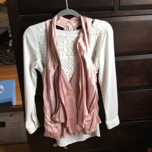 Silk pink BCBG vest
