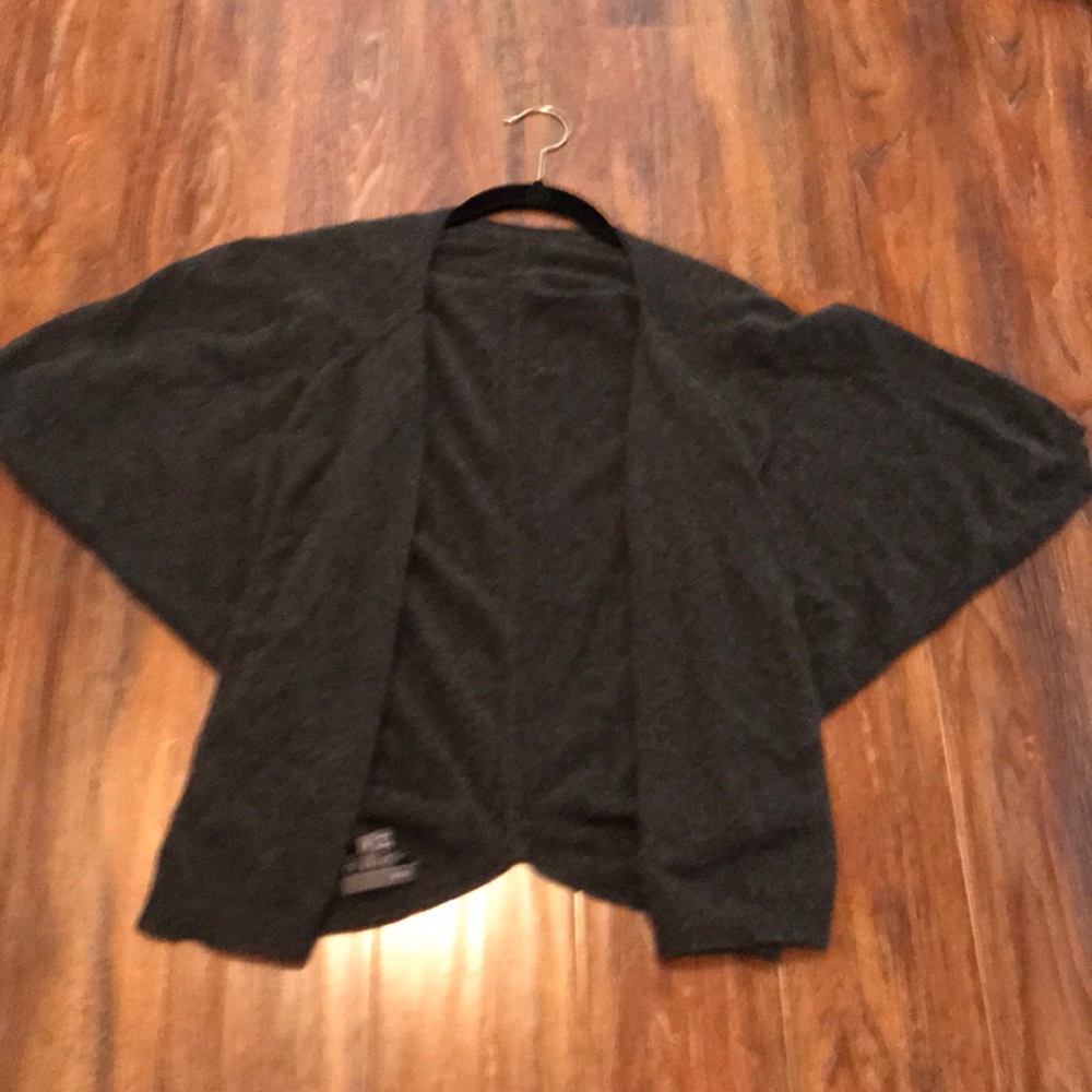 Vince Cashmere pea in Pod cardigan dolman cape S