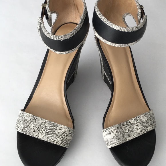 Ann Taylor Maise Wedge, Size 10M - Picture 6 of 6