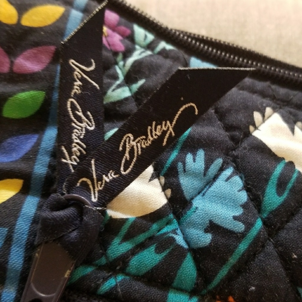 Vera Bradley small shoulder bag