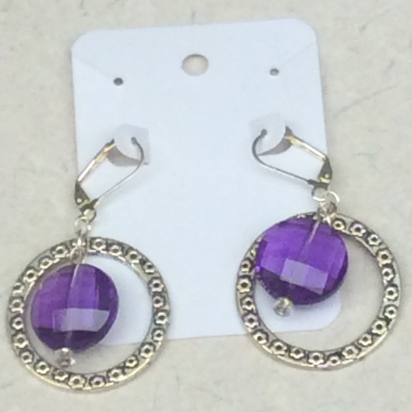 Purple earrings - Picture 2 of 2