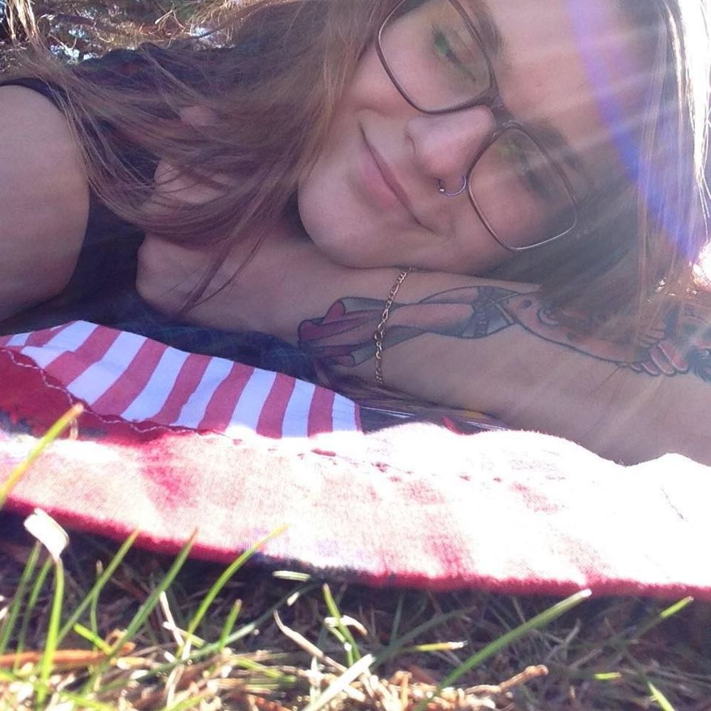 Meet your Posher, Olivia