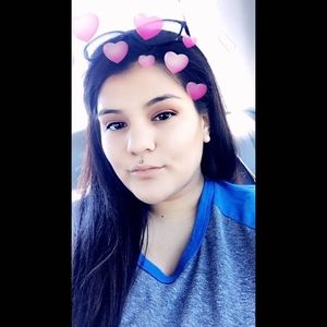 Meet your Posher, Vanessa