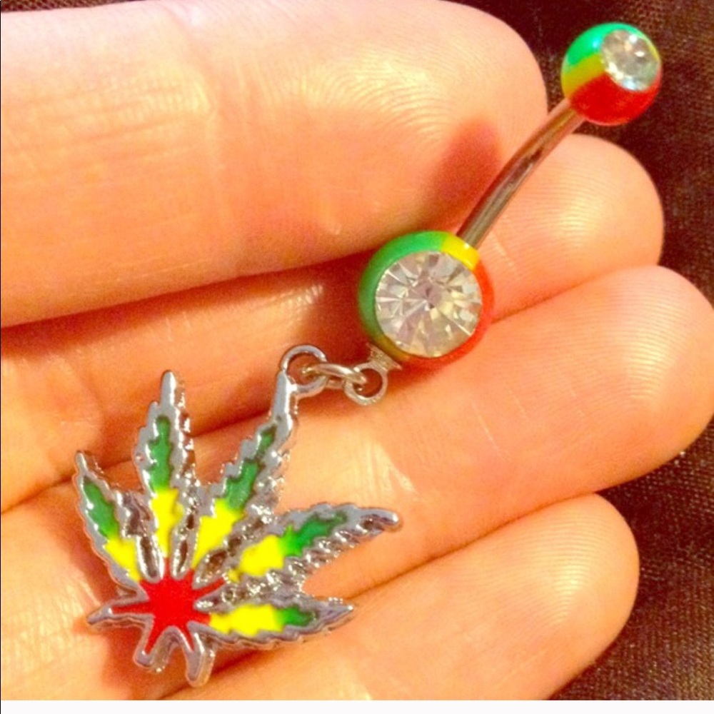 Rasta belly ring