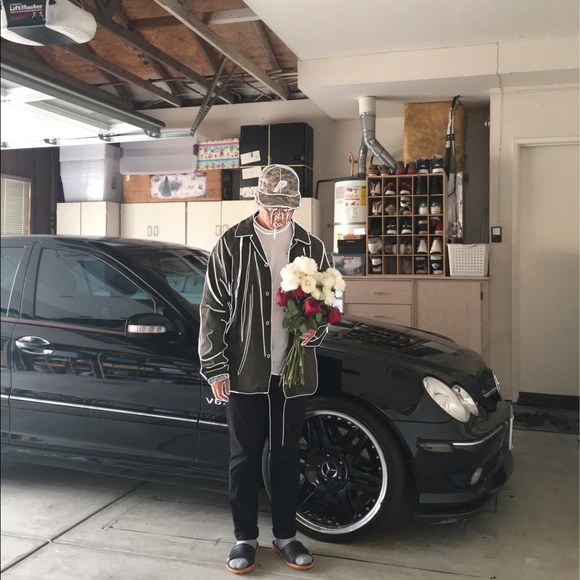 Meet your Posher, Rynon - Picture 1 of 4