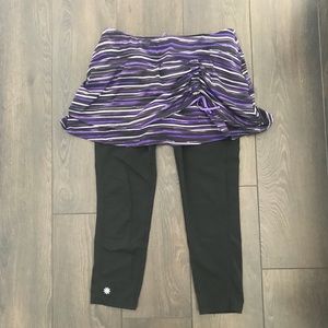 ✨Athleta 2 in 1 (Capri/skirt)