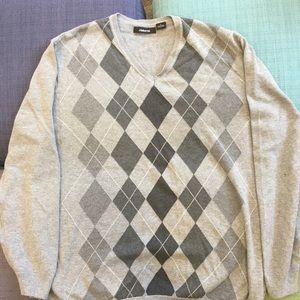 L Claiborne Gray Argyle Sweater