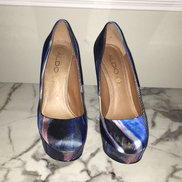 Aldo Platform Heels Blue Heels Reduced Shipping! - Picture 2 of 3