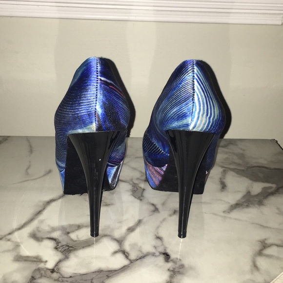 Aldo Platform Heels Blue Heels Reduced Shipping! - Picture 3 of 3
