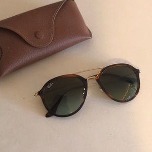 NEW RAYBAN SUNGLASSES