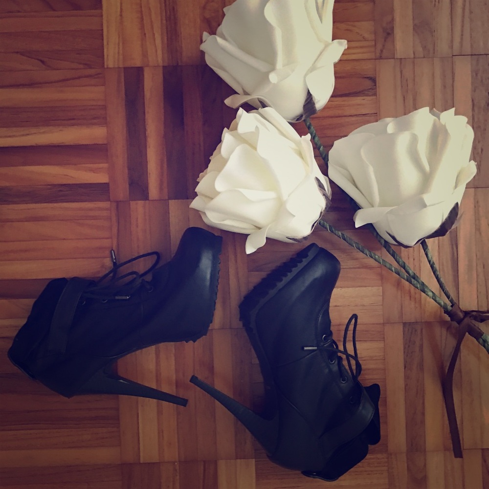 Bad Girl Lace Booties
